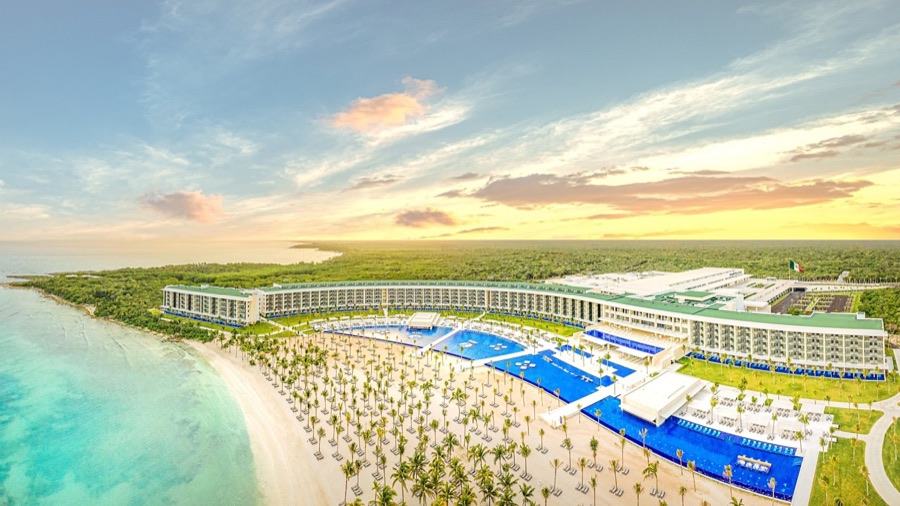 Barceló Cancún Palace — resort todo incluido para todas las edades frente al Caribe